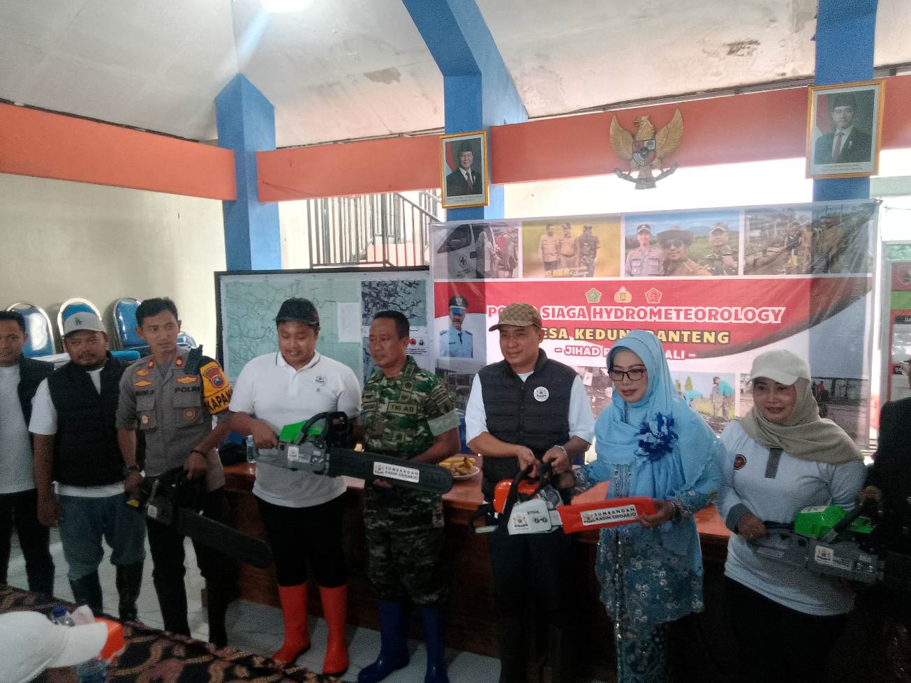 KADIN Sidoarjo Salurkan Bantuan bagi Korban Banjir di Tanggulangin 7 IMG 20250131 192305