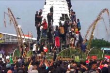 645547cd d2b5 4e92 bbcc c1c0353b73c7