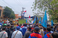Ratusan Buruh di Sidoarjo Tuntut Eksekusi Lahan 9,85 Hektare di Tambakoso