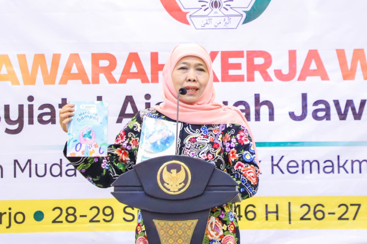 Gubernur Khofifah Bongkar Pentingnya "Bersama Menjaga Bumi" di Muskerwil Nasyiatul Aisyiyah Jatim