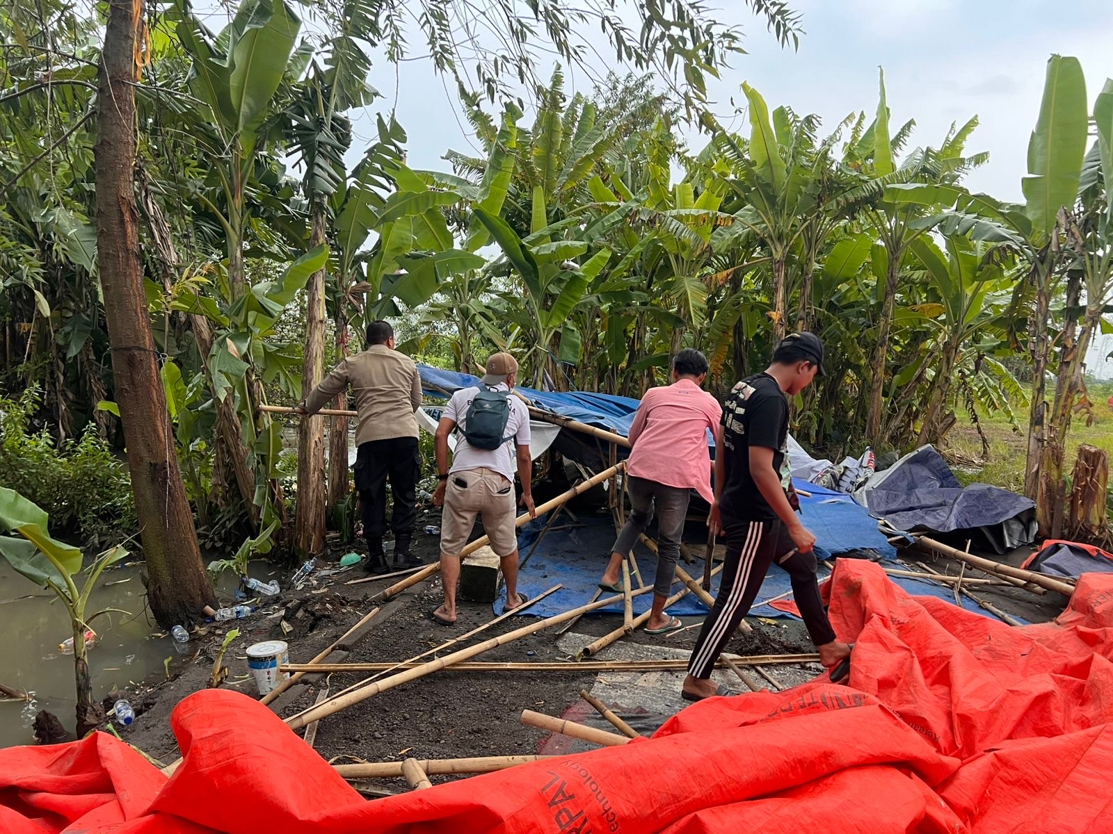 9def7eae 564f 4988 842f ffb1a6e7c3a5