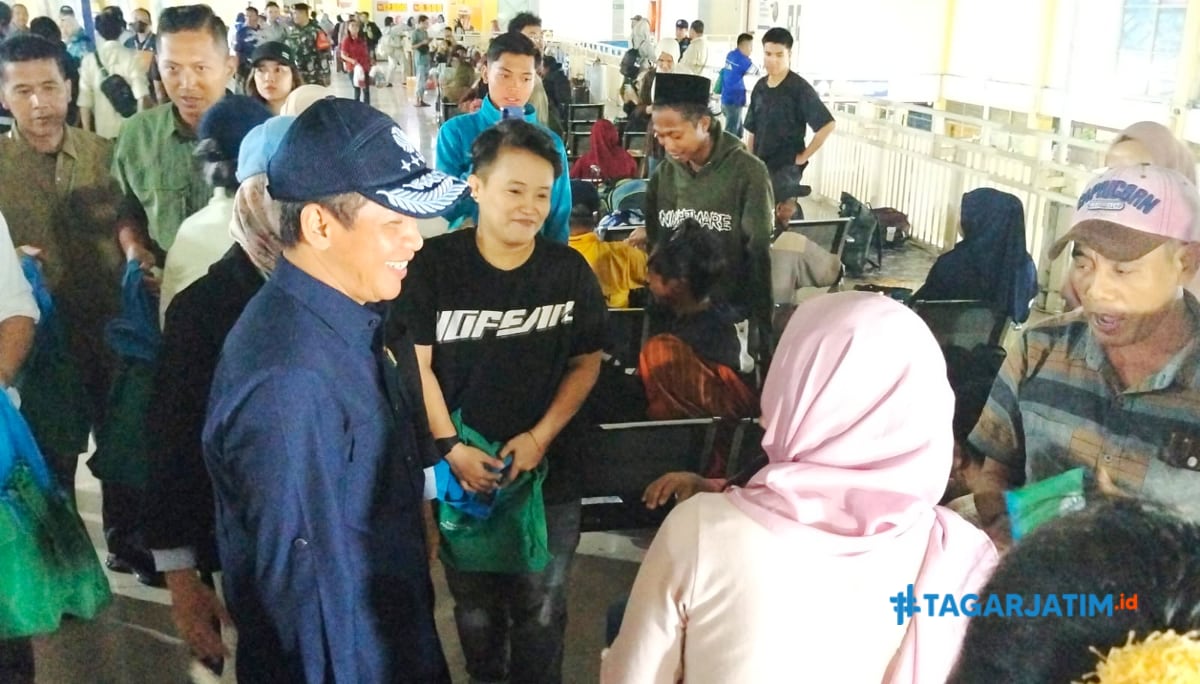 Menteri Lingkungan Hidup Ultimatum Pengelola Terminal Purabaya Selesaikan Masalah Sampah