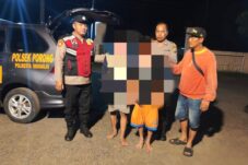 Polisi Tangkap Dua Pencuri Motor Bersenjata di Porong Sidoarjo, Pelaku Sempat Diamuk Massa 11 Polisi Tangkap Dua Pencuri Motor Bersenjata di Porong Sidoarjo, Pelaku Sempat Diamuk Massa