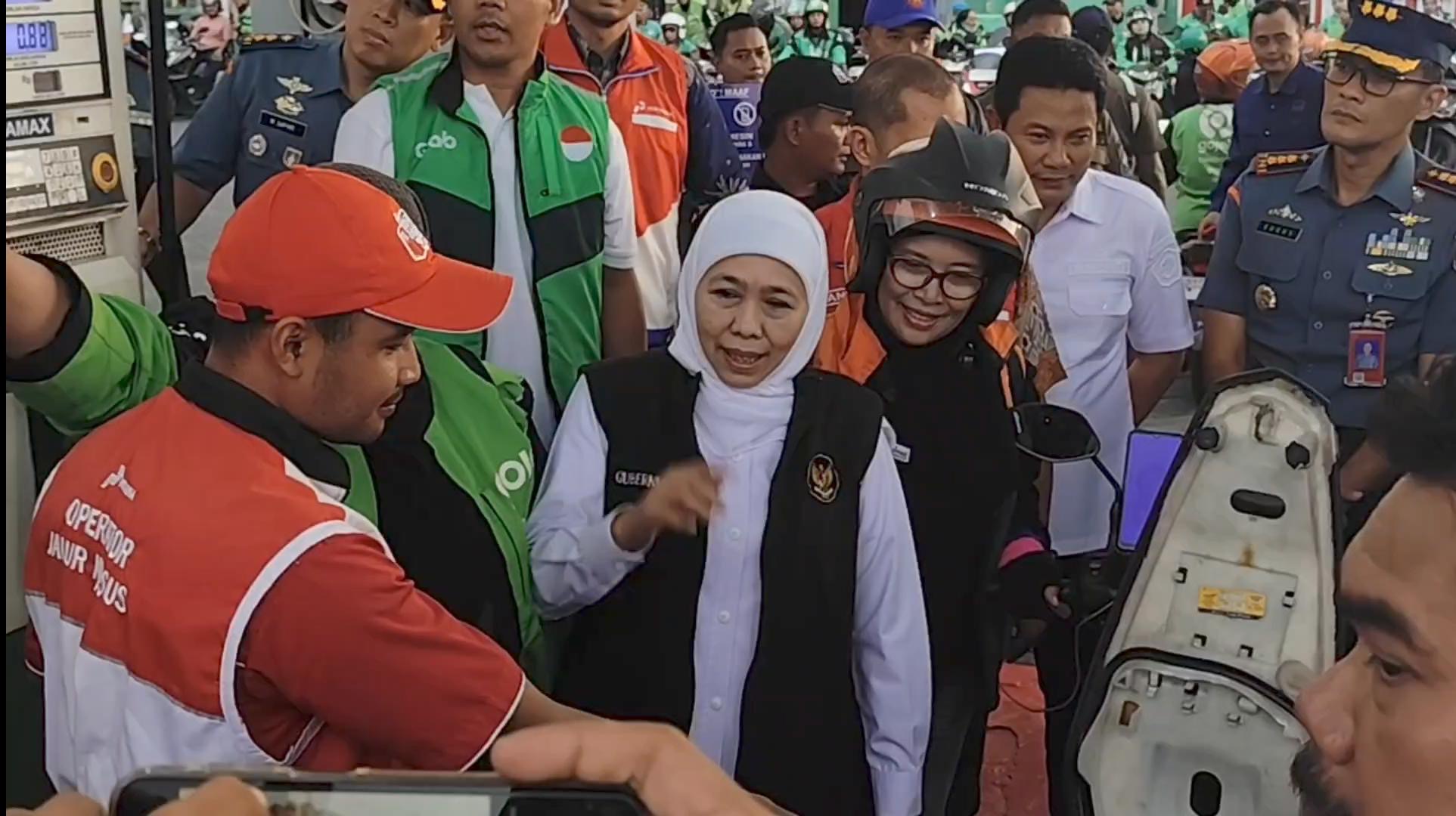 Khofifah Pastikan Stok BBM dan LPG di Jawa Timur Aman, Warga Diminta Bijak 8 c3666bc3 b884 435c 8f73 6e65555ddabc