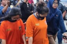 Pacar Anak Sekap Lansia di Apartemen Surabaya, Uang dan Emas Rp 2 Miliar Digondol 2 Pacar Anak Sekap Lansia di Apartemen Surabaya, Uang dan Emas Rp 2 Miliar Digondol