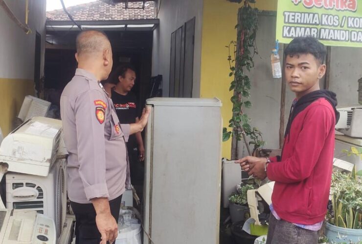 Curi Kulkas Paman Sendiri, Seorang Pemuda di Taman Sidoarjo Diamankan Polisi 5 93ad26e6 ab61 4a0f 8caa 18b78bc5df93