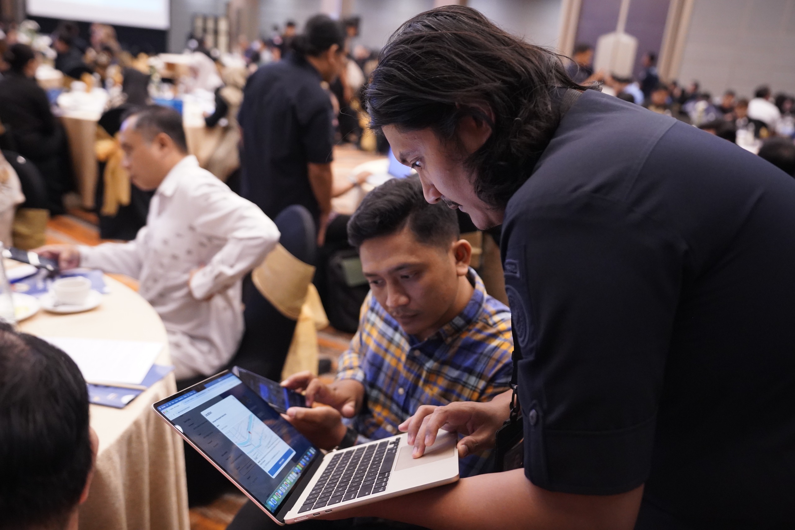 Imigrasi Surabaya Sebar 400 Akun APOA untuk Perkuat Pengawasan Orang Asing 9 IMG 20260612 WA0053